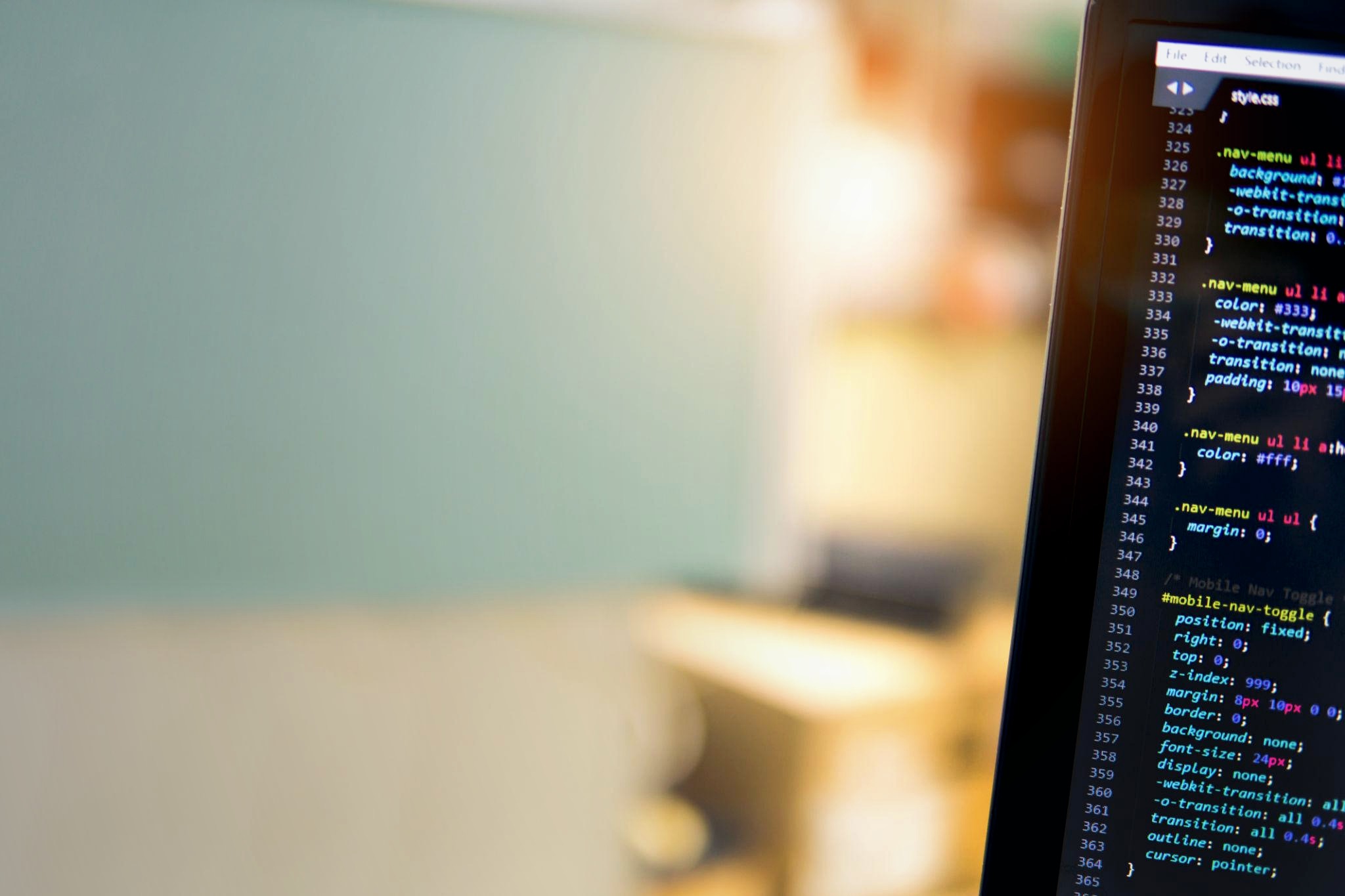 Web tasarım ve yazılım geliştirme ekranı